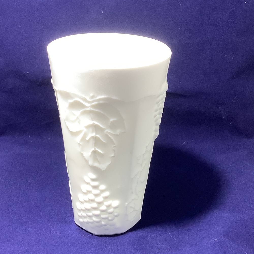White Embossed Milk Glass Tumbler - Classic Drinkware